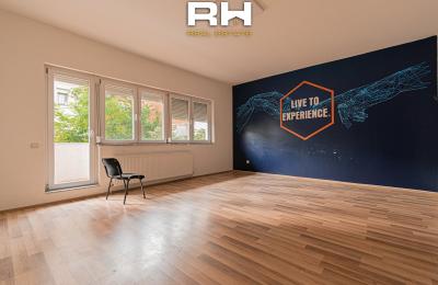 Banesë – Zyre 86m² me QIRA në Tophane