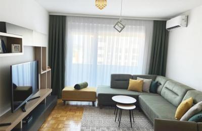 Banesë në SHITJE – 2 dhoma gjumi Valoni 2 Lagjja e Spitalit Rr.Prekazi.