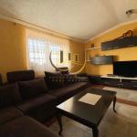 Banesë me qira në Bregun e Diellit