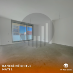Banesë me 2 dhoma gjumi në shitje në lagjen Mati 1 “ Model Sllovenia”