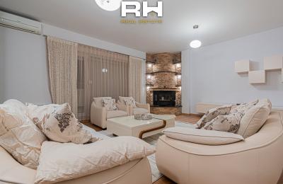 Penthouse 200m² + 40m² me QIRA në Lagjen e Spitalit