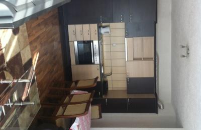 Ipet me qira banesa 3 dhomshe 80m2 kati 4 Lagja Dodona Qendër