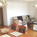 Ipet me qira banesa 4 dhomshe 150m2 kati 4 Aktash