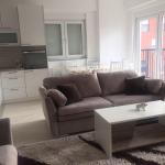 Ipet me qira banesa 3 dhomshe 70m2 Lagja e Spitalit