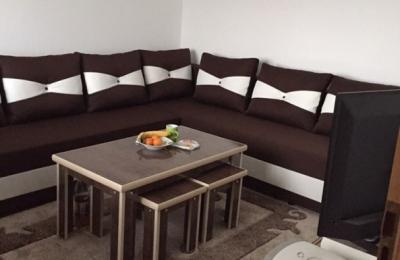 Ipet me qira banesa 2 dhomëshe në lagjen Kodra e Diellit