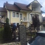 Ipet me qira shtepia 3 katshe në lagjen Mati 1