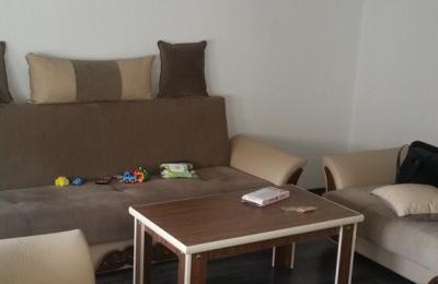 Ipet me qira banesa 3 dhomshe 65m2 kati 3 ne Qender