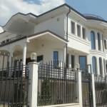 Ipet me qira Shtepia 4 kate me 500m2 Bregu i Diellit