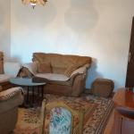 Ipet më qira banesa 3 dhomëshe 80m2 kati 4 në Dardani