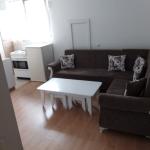 Ipet me qira banesa 2 dhomshe 50m2 kati 7 Fushë Kosovë