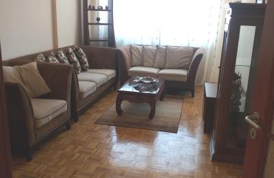 Ipet me qira banesa 2 dhomshe 65m2 kati 7 Fushë Kosovë