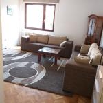 Ipet më qira banesa 2 dhomëshe 50 m2 kati 1 në Dardani