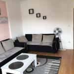 Shitet banesa 3 dhomëshe 83m2 kati1 në lagjen Mati 1