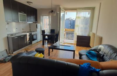 Ipet me qira banesa 2 dhomëshe 50m2 kati 4 në Dardani