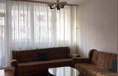 Ipet me qira banesa 2 dhomshe 50m2 kati 2 Ulpian