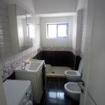 Jepet me qera Apartament 2+1 ne qender Durres.