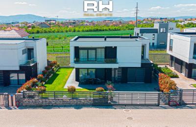 Shtëpi 228m² në SHITJE në Lagjen Hana, Çagllavicë