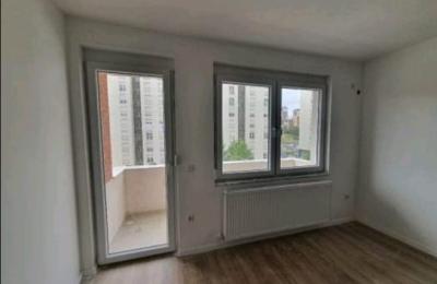 Jepet me qira banesa 3 dhomëshe në lagjja e Spitalit, mbrapa rrugës B, rruga Jakup Xoxa