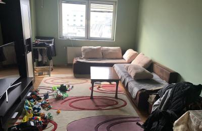 Shitet banesa 2 dhomëshe 68m2 kati 4 në lagjen Dodona