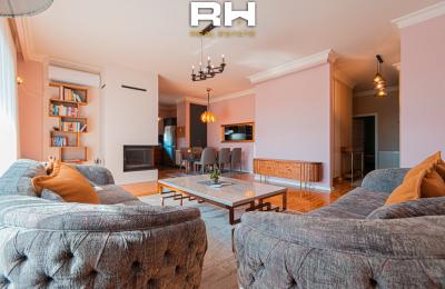 Penthouse 151.2m² + 70m² me QIRA në Emshir