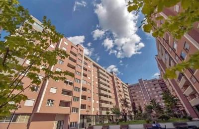 Shitet banesa 3 dhomëshe 89m2 kati 3 Fushë Kosovë