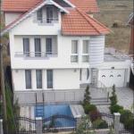 Shitet Shtepia 3 katshe 350m2 lagja Emshir