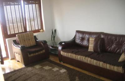 Ipet me qira banesa 3 dhomëshe 60m2 në lagjen Dodona