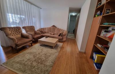 Shitet banesa 3 dhomshe 92m2 kati 2 Emshir