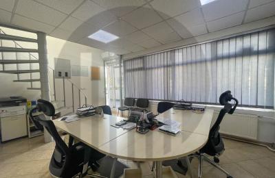 Lokal 60m2 me qira në lagjen Dardania