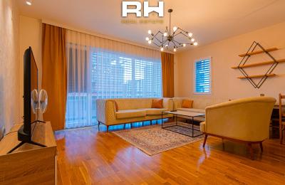 Banesë 87m² me QIRA në Rrugën C