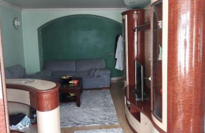 Ipet me qira banesa 2 dhomshe 70m2 kati 1 Kodra e diellit