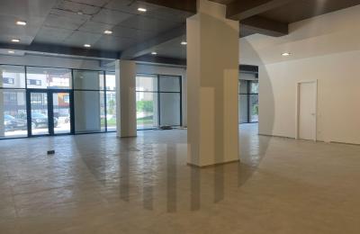 Lokal 215m2 me qira në lagjen Mati 1 – Arcadis