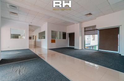 Lokal – Zyre 400m² me QIRA në Pejton