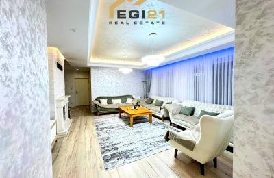 Banesë 200m² për QIRA, Rruga C