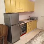 Ipet me qira banesa 3 dhomëshe 76m2 kati 3 në lagjen Velani