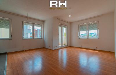 Banesë 73.5m² në SHITJE në Emshir