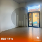 Lokal 38.64m2 me qira në lagjen Bregu I Diellit
