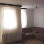 Ipet më qira banesa 3 dhomëshe 70m2 kati 4 në Mati 1