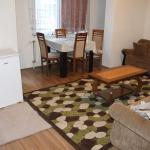 Shitet banesa 3 dhomshe 65m2 kati 2 lagja 4 Llullat