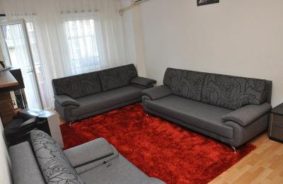 Shitet banesa 4 dhomshe 100m2 kati 2 lagja TopHane