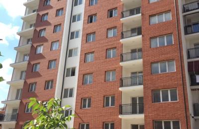 Shitet banesa 2 dhomëshe 63m2 kati 1 në lagjen e Spitalit