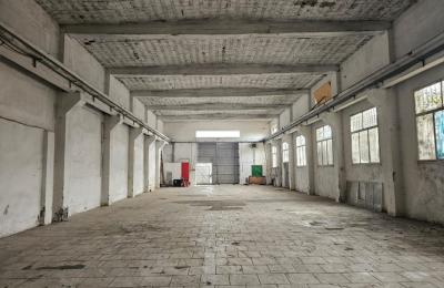 Jepet me qera objekt biznesi me siperfaqe 650m2 ne Shkozet Durres.