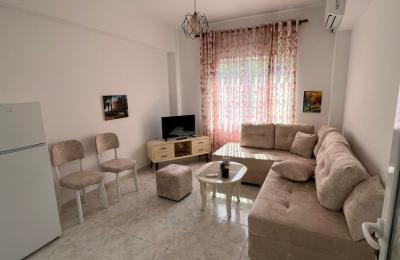 Jepet me qera Apartamnet 1+1 Durres