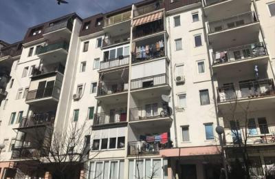 Shitet banesa 2 dhomshe 58m2 kati 5 Kodra e diellit