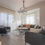 Ofrohet PËR SHITJE Banesë elegante 2+1 shumë pranë "ALBI Mall në Prishtinë