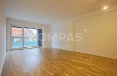 Ofrohet PËR ‪‎QIRA Banesë për zyre 3+1 pranë Pallatit të Drejtësisë në zonën Prishtina e Re