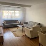 Ipet me qira banesa 3 dhomshe 90m2 kati 6 Fushë Kosovë