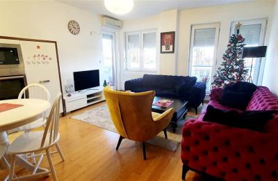 Shitet banesa 3 dhomshe 75m2 kati 7 Arbëri