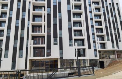 Shitet banesa 3 dhomëshe 95m2 kati 4 Mati 1 te rruga C