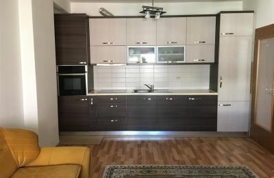 Shitet banese me Flet Poseduse 59m2 kati 4 Mati 1